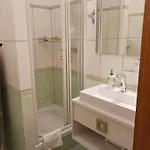 Uzdrowiskowa 